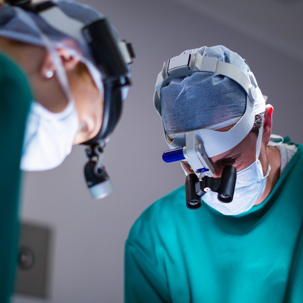Doctor Álvaro González Miranda - Salus Center Madrid